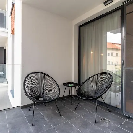 The Nest Retreat